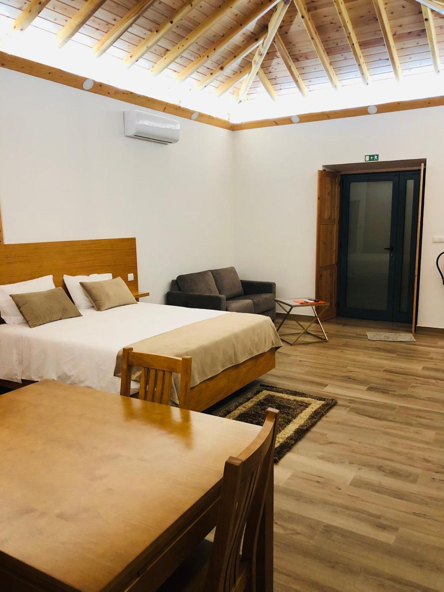 Amu- Apartamentos Misterios Da Urzelina Luaran gambar