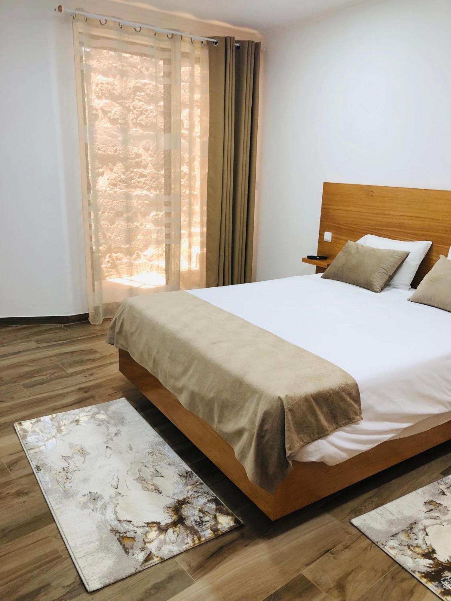 Amu- Apartamentos Misterios Da Urzelina Luaran gambar