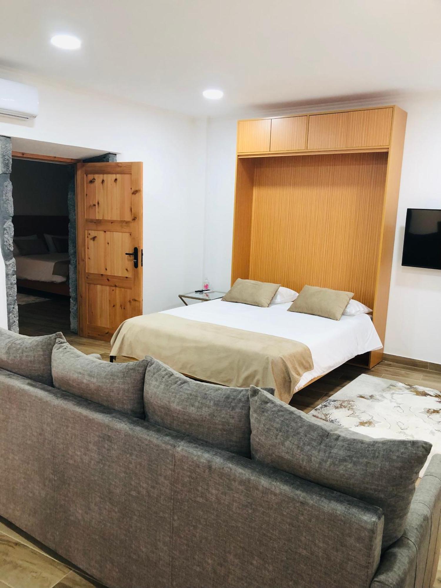 Amu- Apartamentos Misterios Da Urzelina Luaran gambar